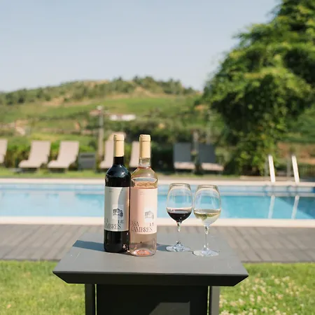 Casa De Cambres - By Rowdhouses