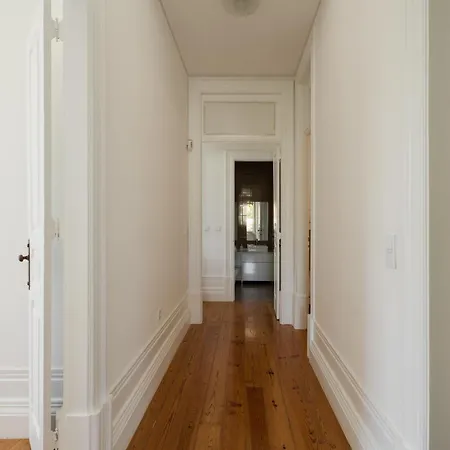 Casa De Cambres - By Rowdhouses *