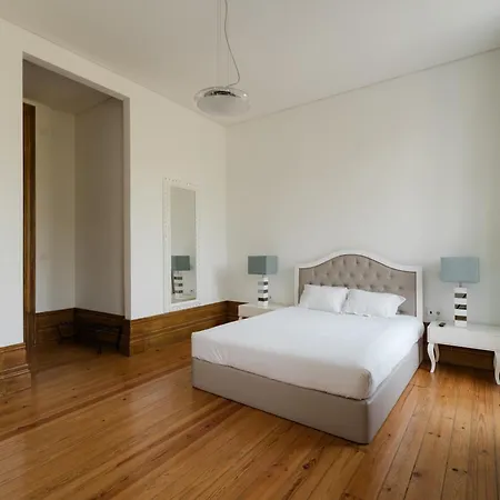 Casa De Cambres - By Rowdhouses