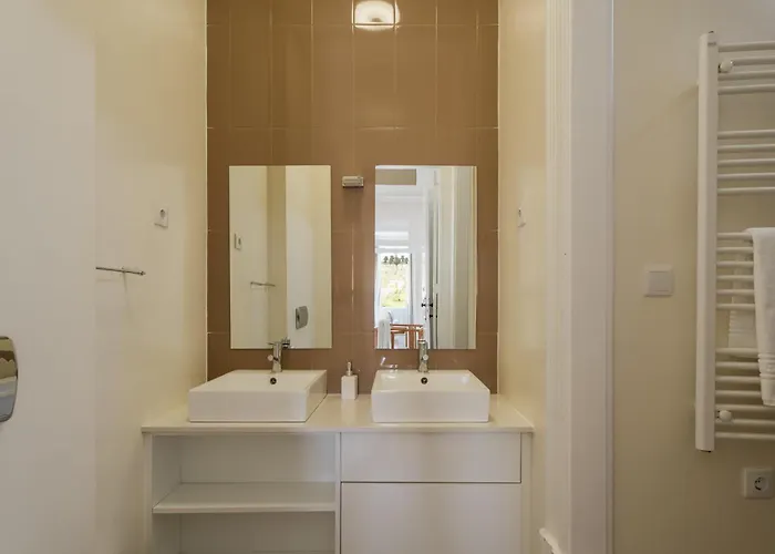 Casa De Cambres - By Rowdhouses Lamego