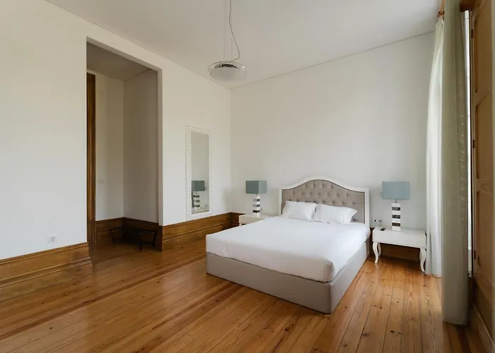 Casa De Cambres - By Rowdhouses